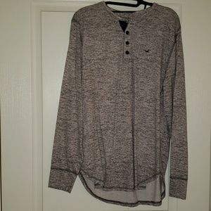 Men's XL Henley Tee